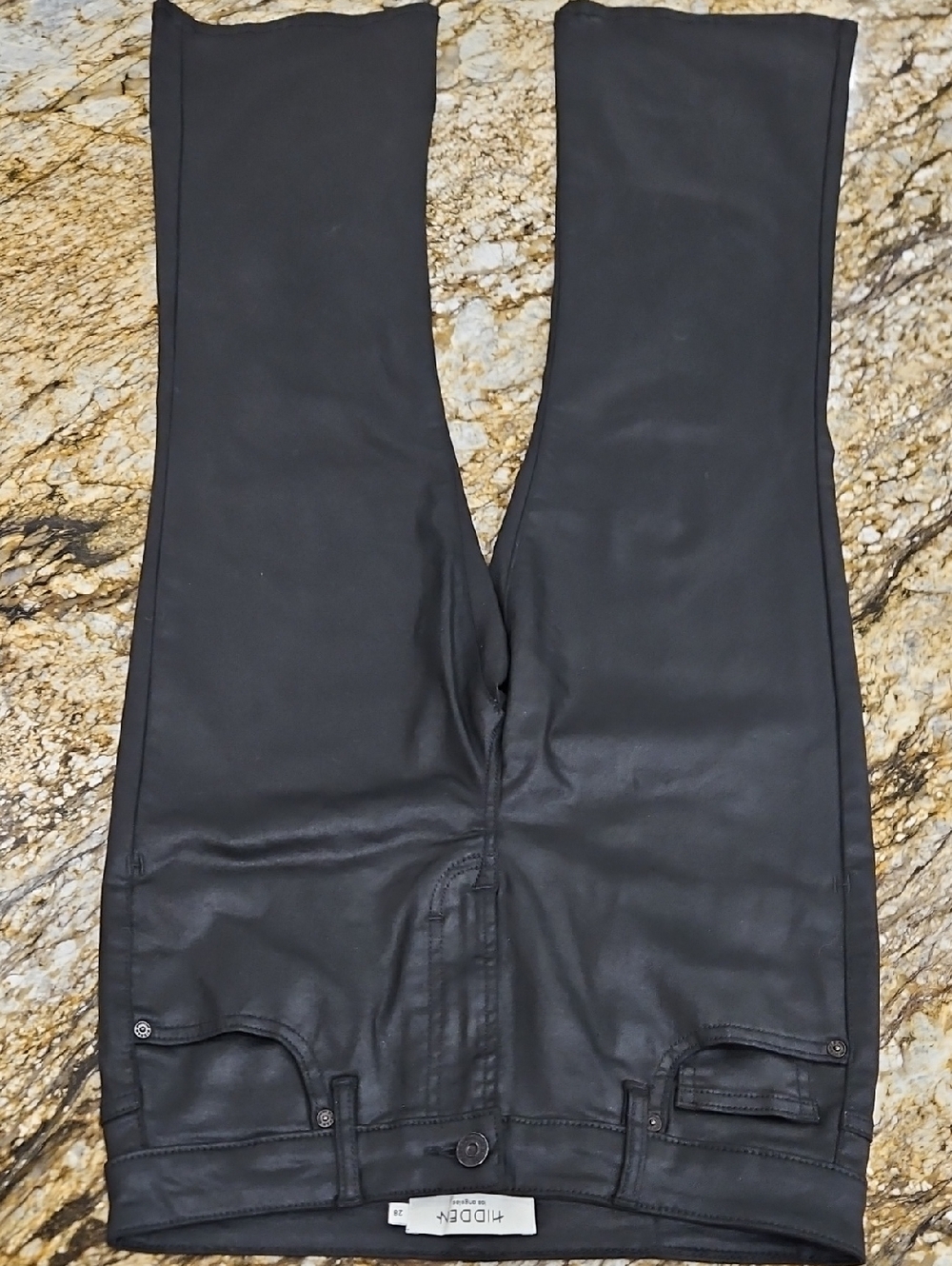 HIDDEN Women's Black Faux Leather Pants. Size 28. Inseam 30" Rise 9"